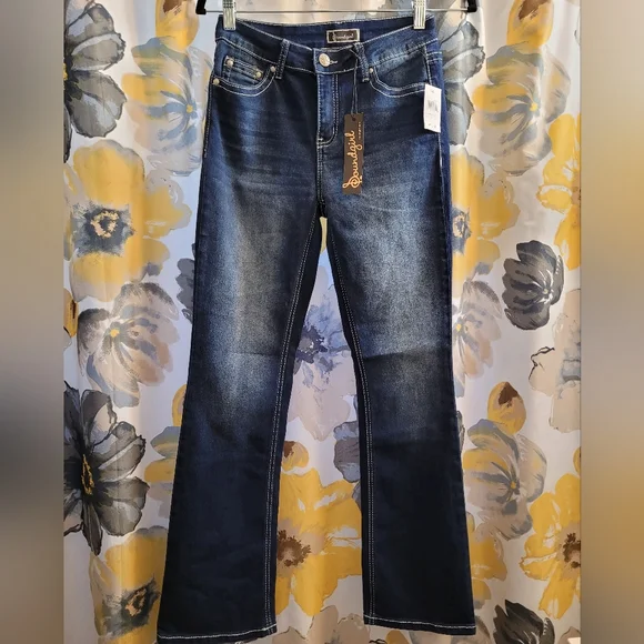 Junior Girl Jeans size 5 - Picture 2 of 9